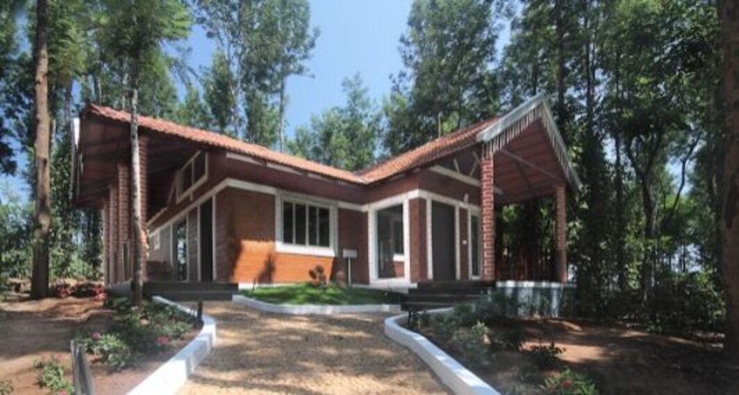 Coffee Grove Resort Activities Landscape Image